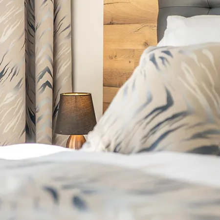 Neptune * Starigrad Paklenica