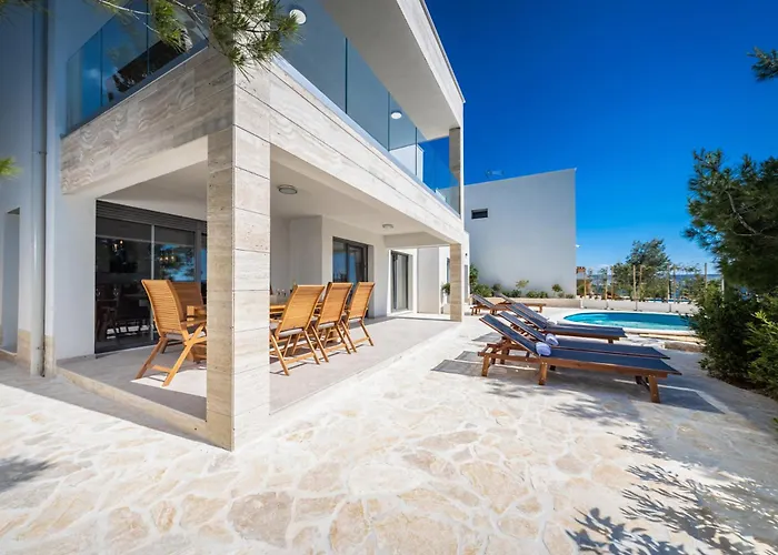 Neptune Villa *