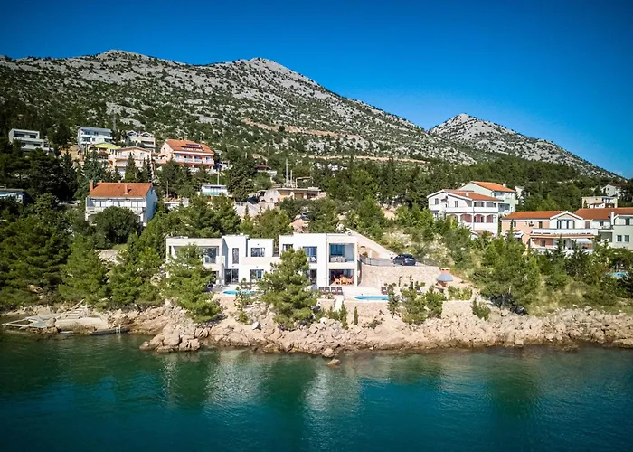 Neptune Villa Starigrad Paklenica