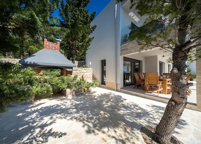 Вилла Neptune Стариград-Пакленица